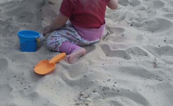 Bubsi in the sand at Holland Park