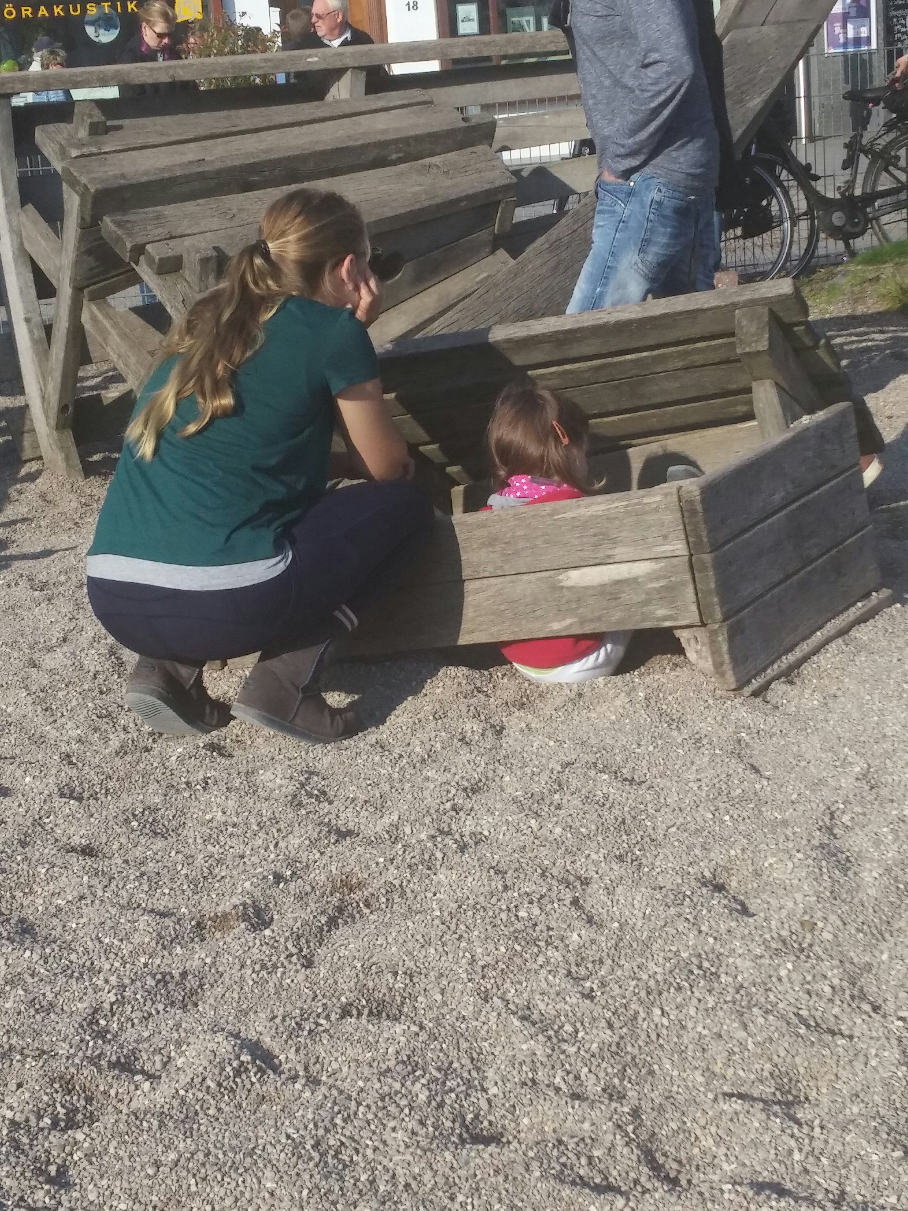 Luluplay Playing with H. on the playground